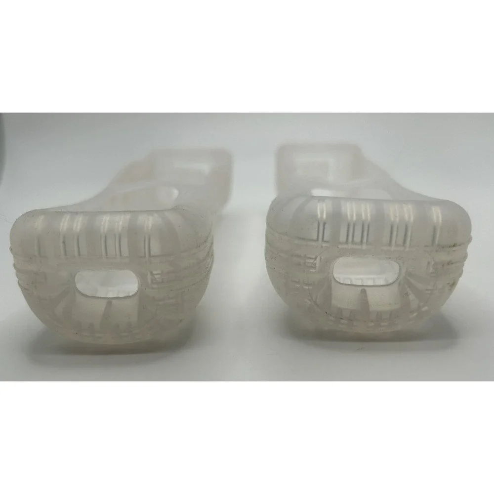 Nintendo‎ Wii Remote Silicone Gel Cover Grip Sleeves Pair Lot of 2 OEM Official